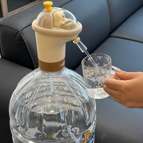 新家的100个快递 桶装水抽水器小型家用饮水机创意卡通电动取水器