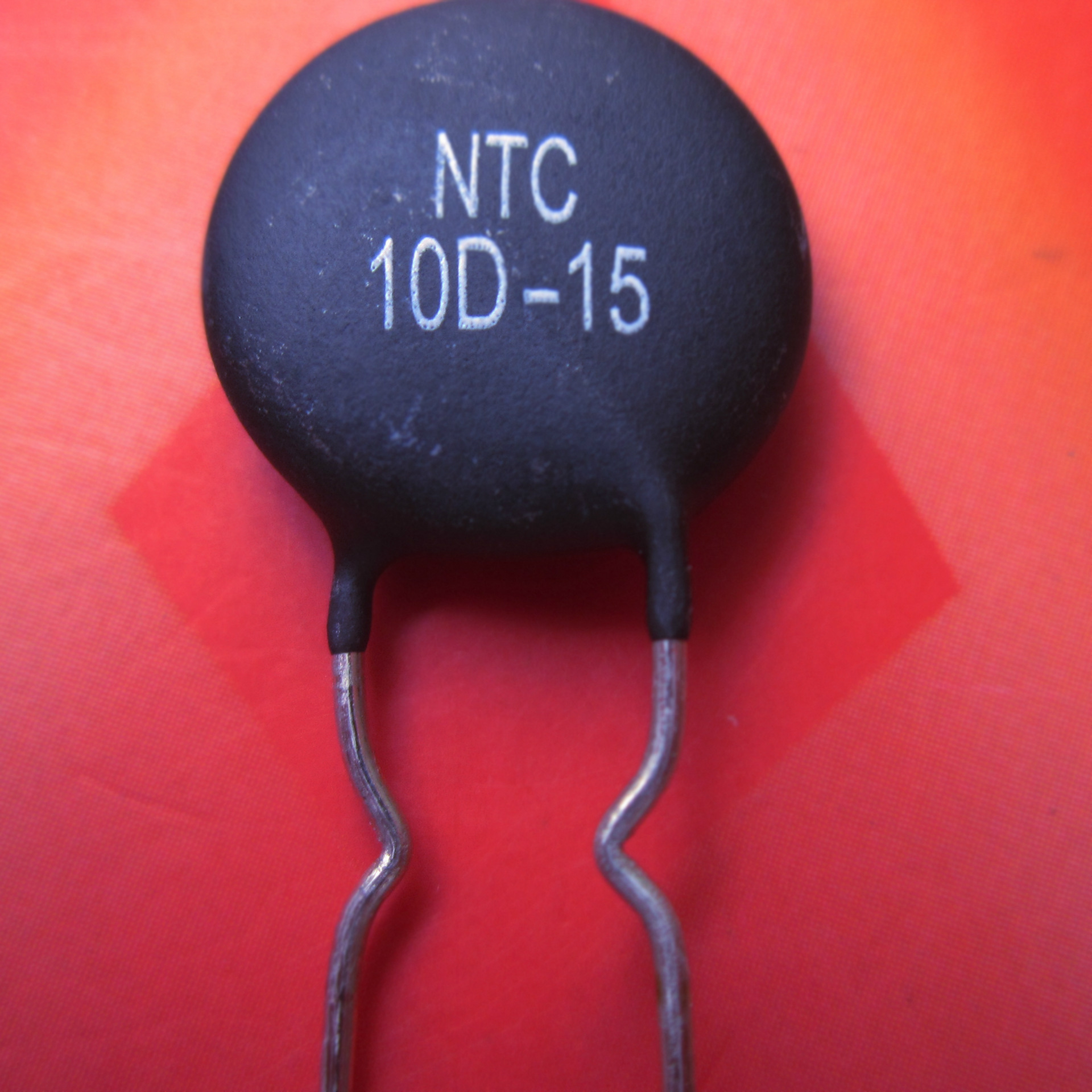 厂家直销NTC10D-15全系列热敏电阻5D工业精准控温工业级工业温控