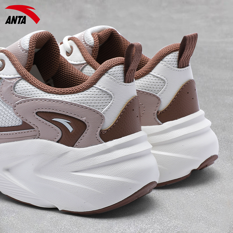 安踏运动鞋女款潮流厚底老爹鞋