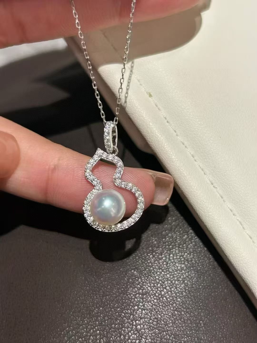 广西北海天然珍珠海水珠葫芦吊坠项链女款轻奢小众设计感锁骨链