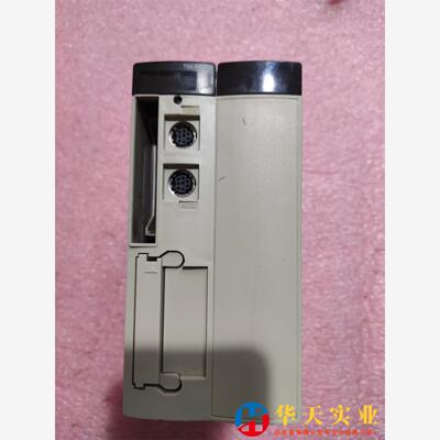 PLC模块TSXP57203M