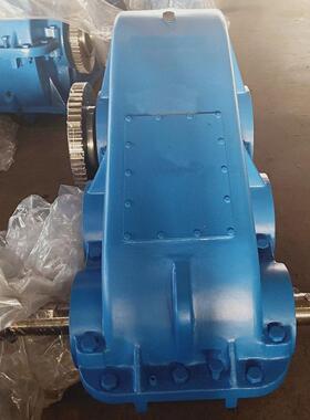 双级齿轮减速机ZQH350-16.24-7减速机卧式