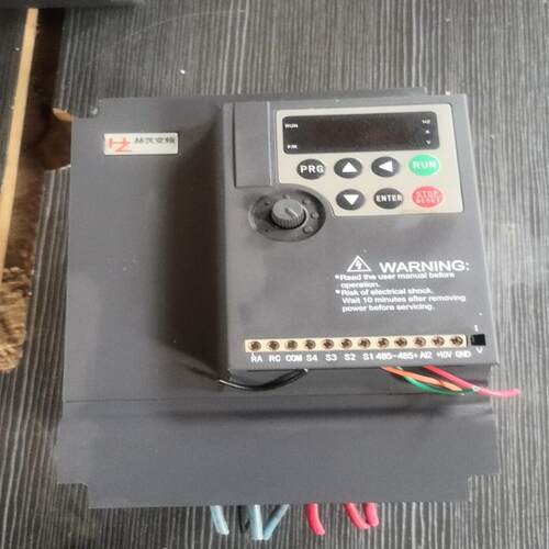 议价红旗泰赫茨变频器AD60-2R2G-4可维修