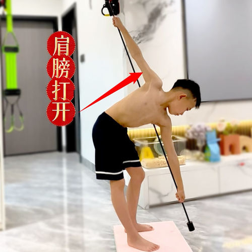 青少年游泳冬训转肩转髋棒