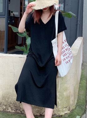 极速抹茶绿V领宽松短袖连衣裙 纯色针织棉大O码显瘦长款裙子开叉