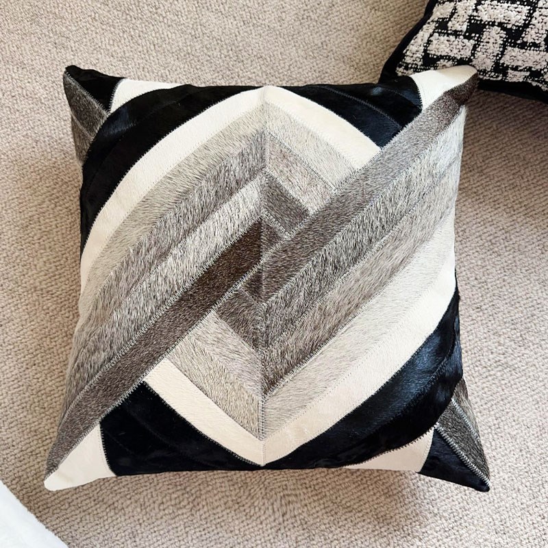 简约轻奢中古风高级皮草真皮黑白抱枕客厅沙发靠垫V卧室样板间腰