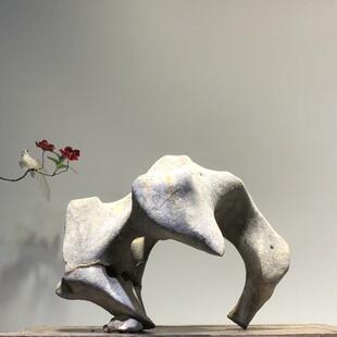 太湖石观赏摆件石英石墨石玲珑石盆景奇石天然原石头鱼缸造景石