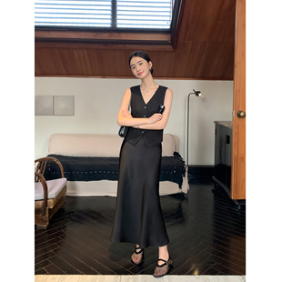 气质丝滑鱼尾裙摆半身长裙 高级感黑色缎面半身裙女夏款 Maven Lin