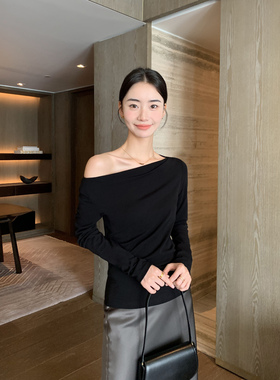 Maven Lin  一字肩针织打底衫春秋长袖t恤女修身压褶设计感上衣