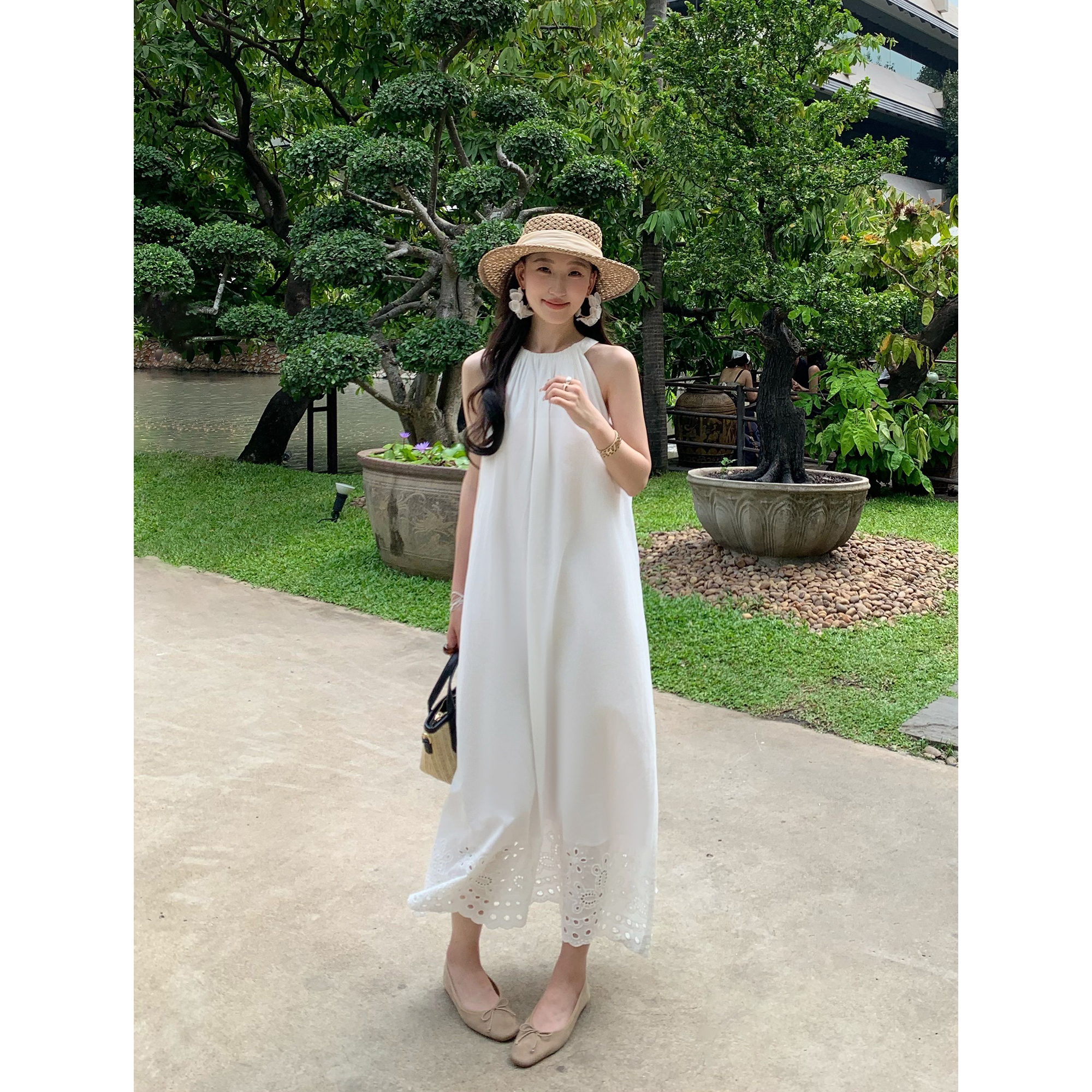 Maven Lin 繁花夏日|重工立体镂空绣花挂脖连衣裙裙女飘带吊带裙
