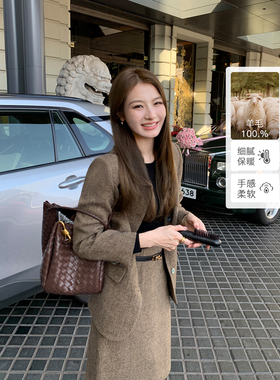 Maven Lin 挺括立裁 1OO羊毛圆领毛呢外套女优雅直筒半身裙套装