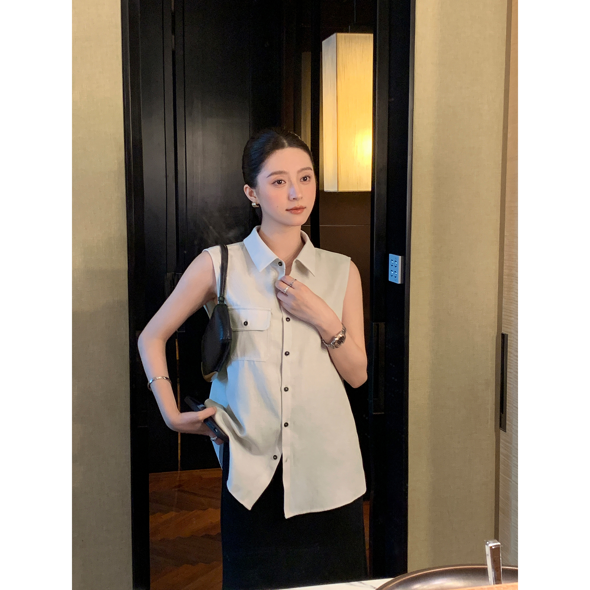 Maven Lin 高智穿搭|松弛Polo领无袖衬衫高级简约透气马甲上衣女