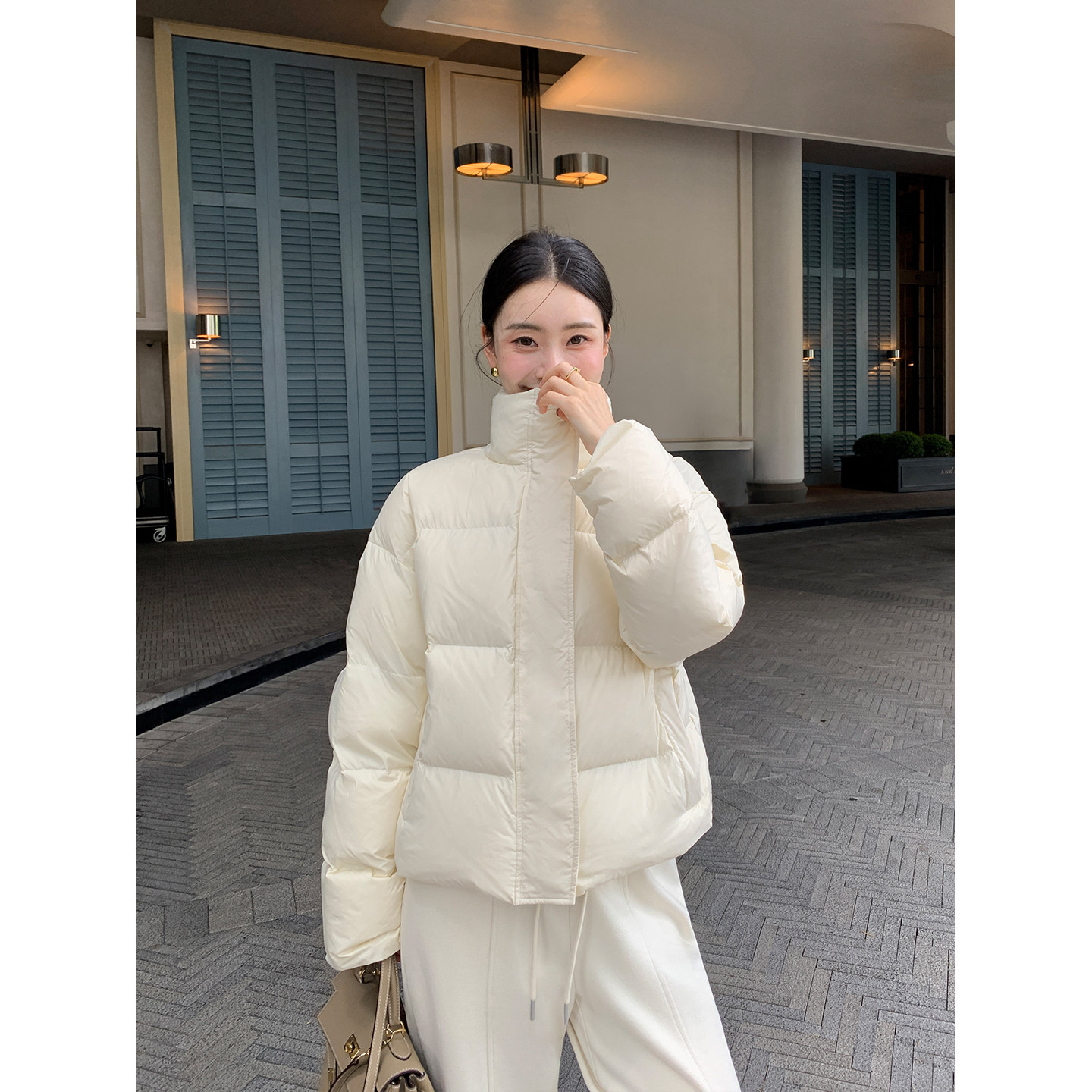 Maven Lin 奢光暖冬 90白鸭绒羽绒服外套女保暖轻盈短款面包服