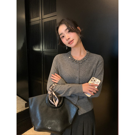 Maven Lin 高级手工定珠圆领100羊毛针织开衫女秋冬修身打底毛衣