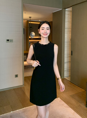 Maven Lin知性通勤奢华钉钻背心连衣裙女黑色圆领气质a字直筒短裙