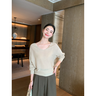 Lin 女宽松休闲设计感蝙蝠袖 智性松弛 针织衫 上衣 V领长袖 Maven