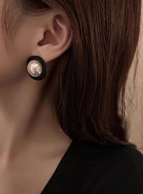 MaisonCleo黑色小香耳钉珍珠耳环2025新款小众设计感赫本风复古耳