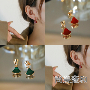 尚美雍和18K玫瑰金轻奢扇子耳环满钻白贝母小裙子耳钉耳饰女礼物