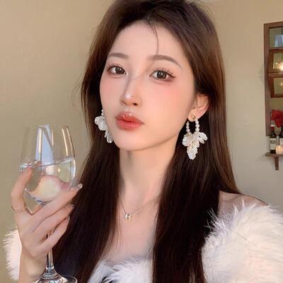 法式复古珍珠花瓣耳环夸张款