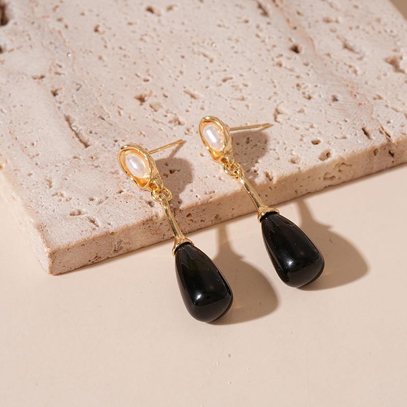 MaisonCleo复古暗黑风树脂仿珠水滴流苏银针耳环法式简约小众气质