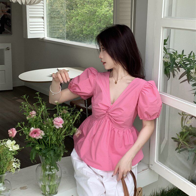 现货大码胖mm衬衫女夏季显瘦遮z肚藏肉微胖妹妹法式v领别致设计感