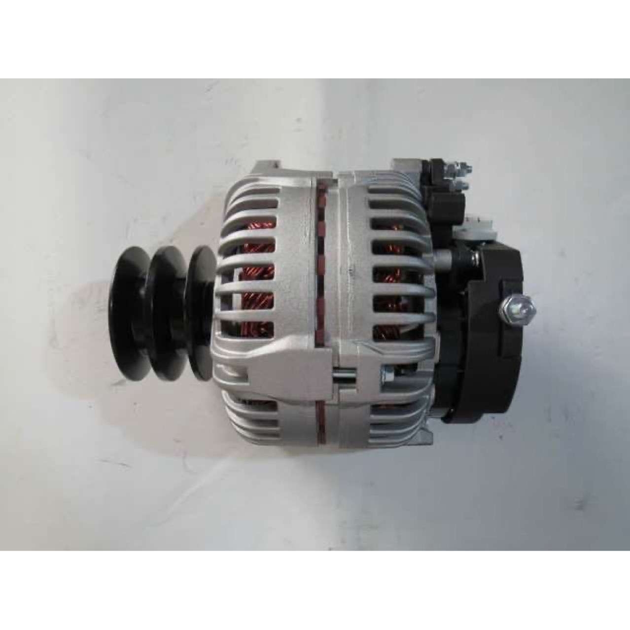 佩特来AVi144 2A12发电机F30FH-3701100发电机佩特来客车发电机