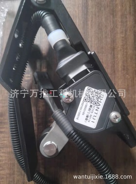 推土机 SD22 脚油门 D2280-00530