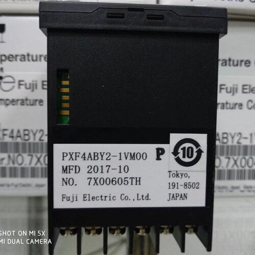 富士温控表PXF9ABY2-1W100