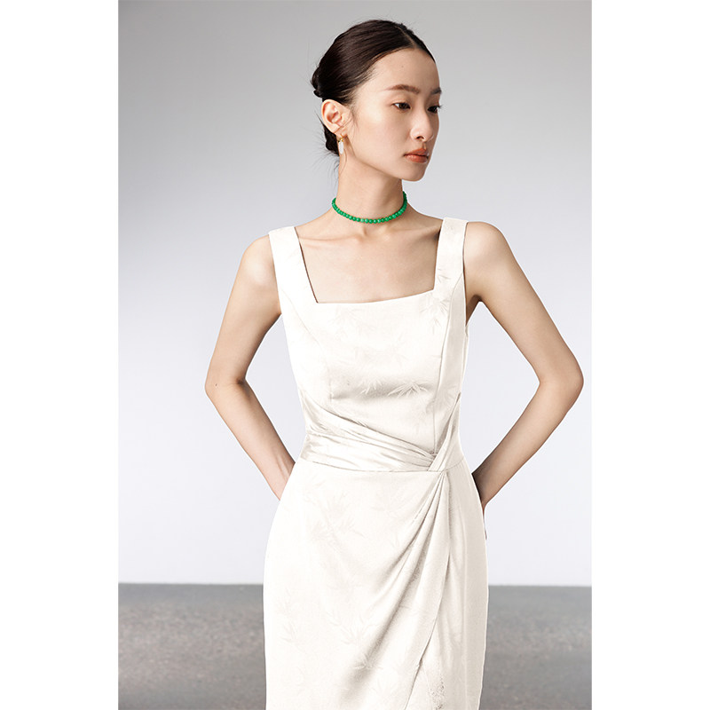 速发白色婚带宴会晚礼服生众pty轻奢小日高端登记领证订吊连衣裙