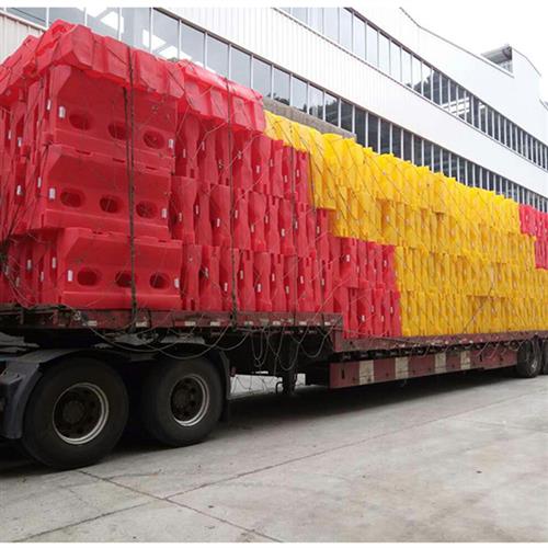 好货厂促三孔水马围栏市政注水围挡路障滚塑防撞桶移动塑料护栏施