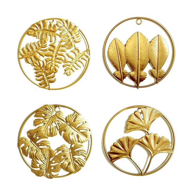 Nodic Wrought Iron Wall Hanging Ornament Gold Round Ginkgo