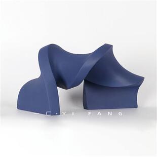 一匚样板间现代扭曲磨砂哑光雕塑艺术品样P品屋展示中心书柜 新品