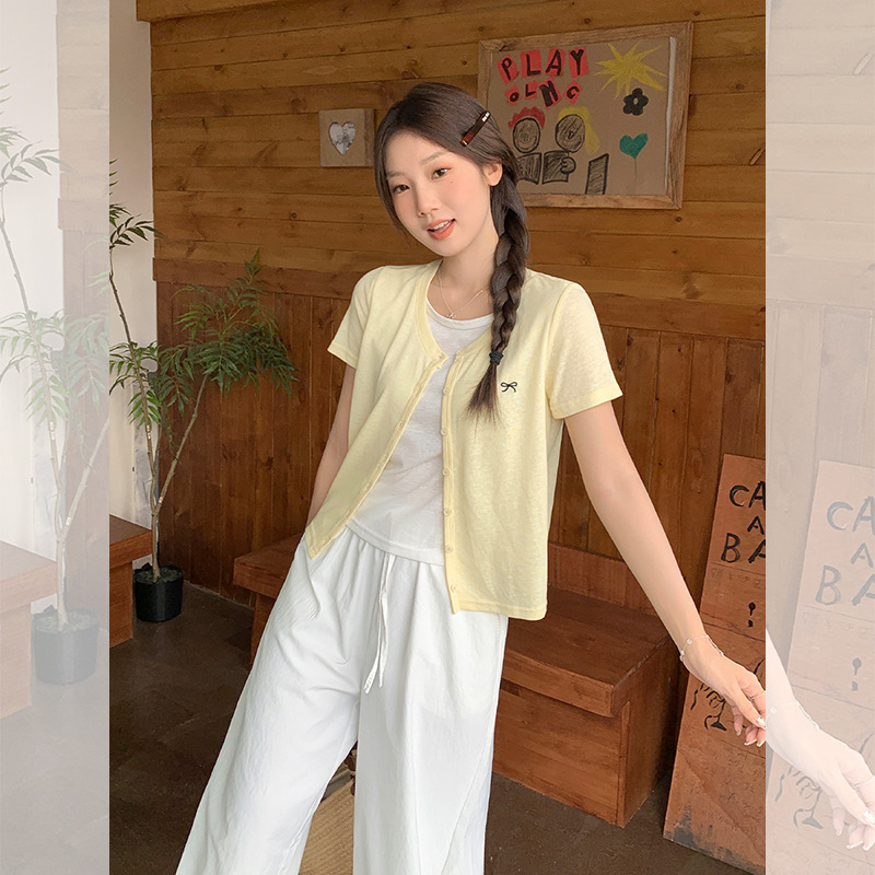 奶黄假两件微透冰丝短袖T恤女薄