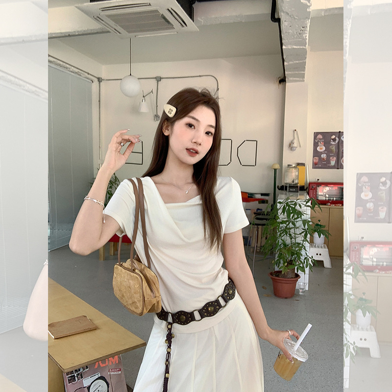 一字领不规则露肩短袖T恤女洋气