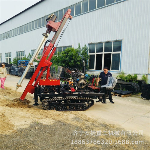 小型液压光伏螺旋钻机