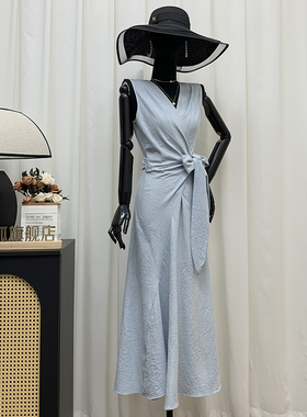 品诺狐2025夏季天蓝色对襟围裹交叠V领连衣裙新品绑带蝴蝶结长裙