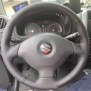 铃木吉姆尼方向盘套真皮把套手缝专用全包款 12款 内饰 适用于07