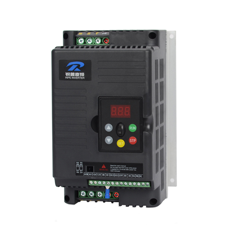 锐普变频器1.5KW220v0.75-2.2-4-11-5.5单相转三相电机调速器380v