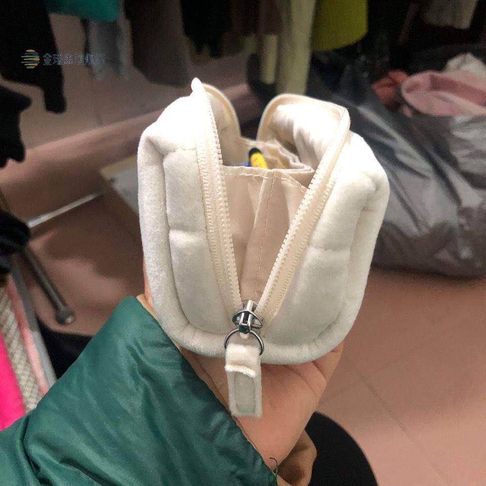 极速云朵面包笔袋用心造物小众柔软抗摔夹层收纳大容量笔袋日系文