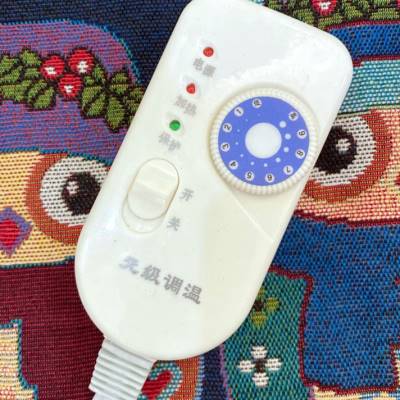 可拆洗插拔电加热坐垫多档调温椅垫电暖垫办公室家用加热电热垫