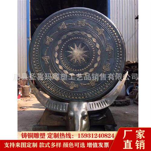铸铜鼓雕塑厂家定制寺庙广场铜鼓铸铁铝仿铜鼓腰鼓壮族景区摆件