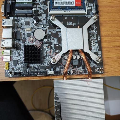 极速a8 7100 itx主板带8gP内存  无线模块