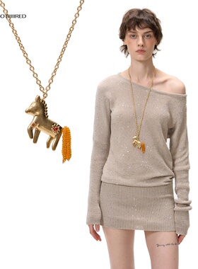 10AMsotiiiiired【9.08上新】金色小马logo玻璃珠长款项链配饰