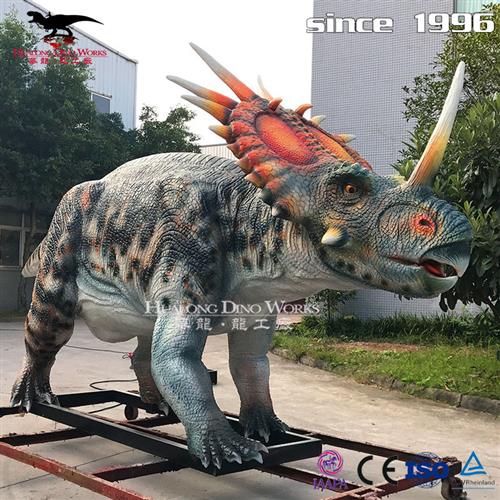 自贡彩灯亮化仿真恐龙厂家定制仿真戟龙模型春节活动氛围美陈品