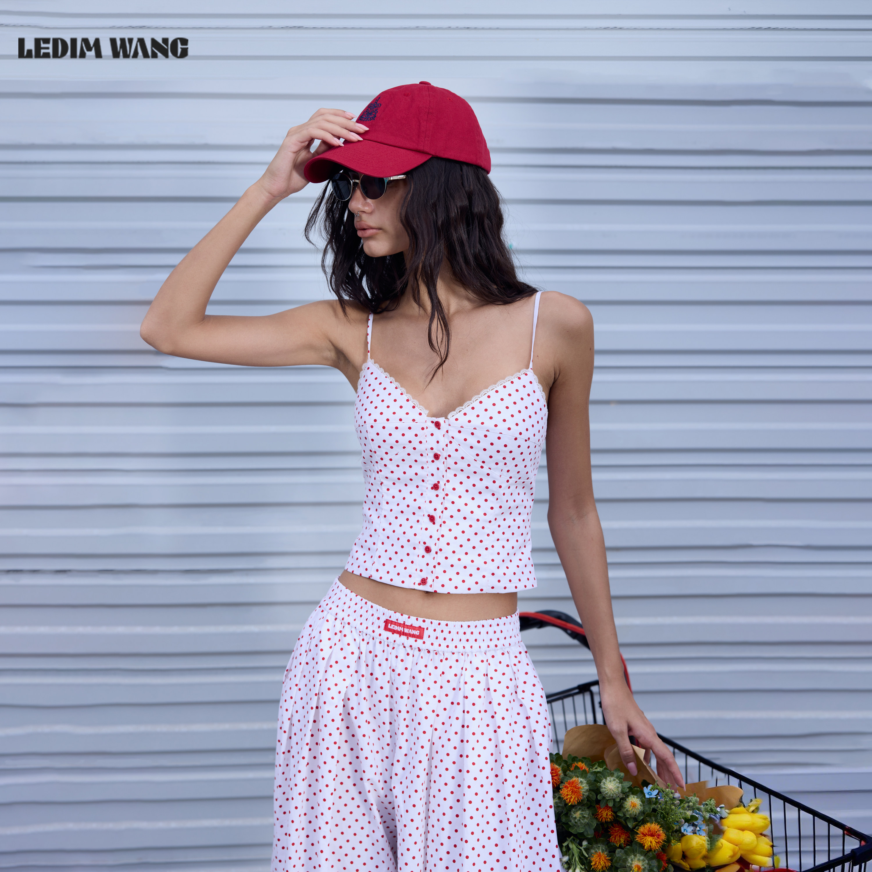 【金靖同款】LEDIM WANG法式复古V领波点吊带背心女内搭26夏新款