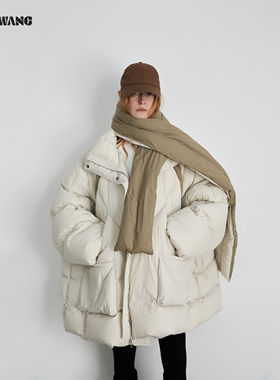 LEDIM WANG明星同款白鹅绒围巾羽绒服外套杏色大廓形宽松女冬新款