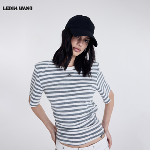 上衣 灰条纹棉质亲肤短袖 LEDIM WANG宽肩垫肩收腰T恤女26春夏新款