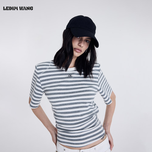 LEDIMWANG宽肩T型收腰T恤女