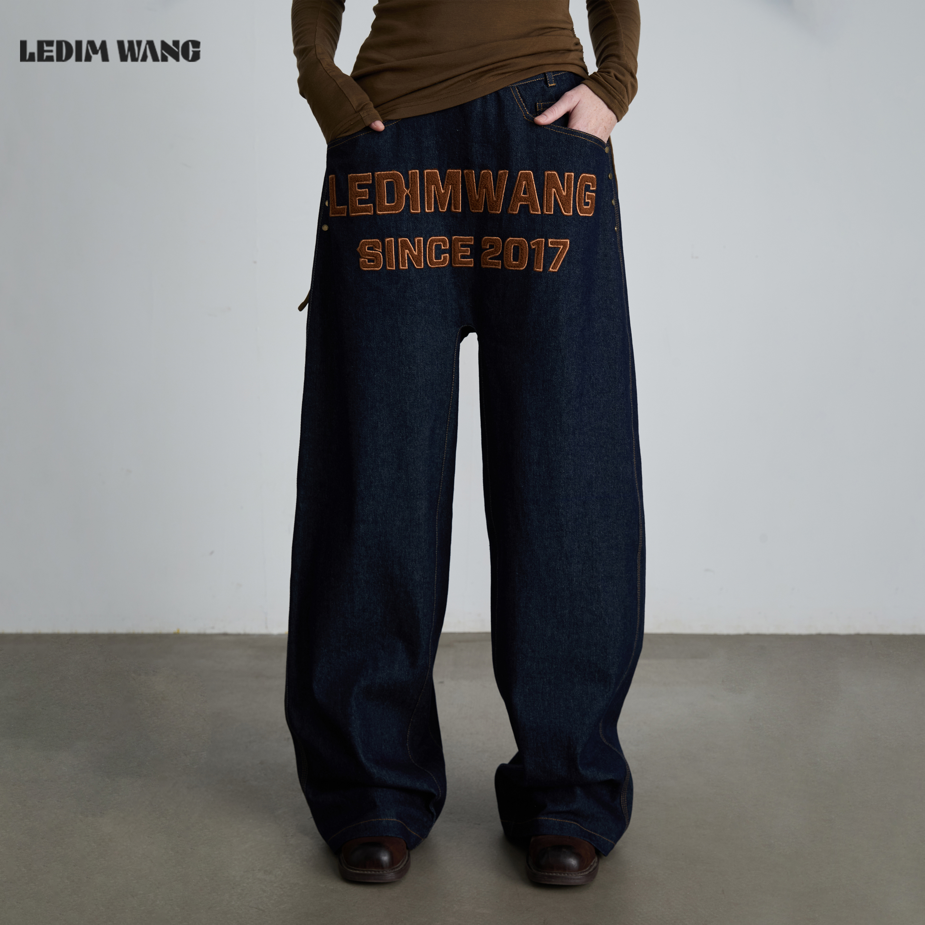 LEDIM WANG复古美式掉裆牛仔裤女25秋冬新款藏蓝色宽松阔腿长裤