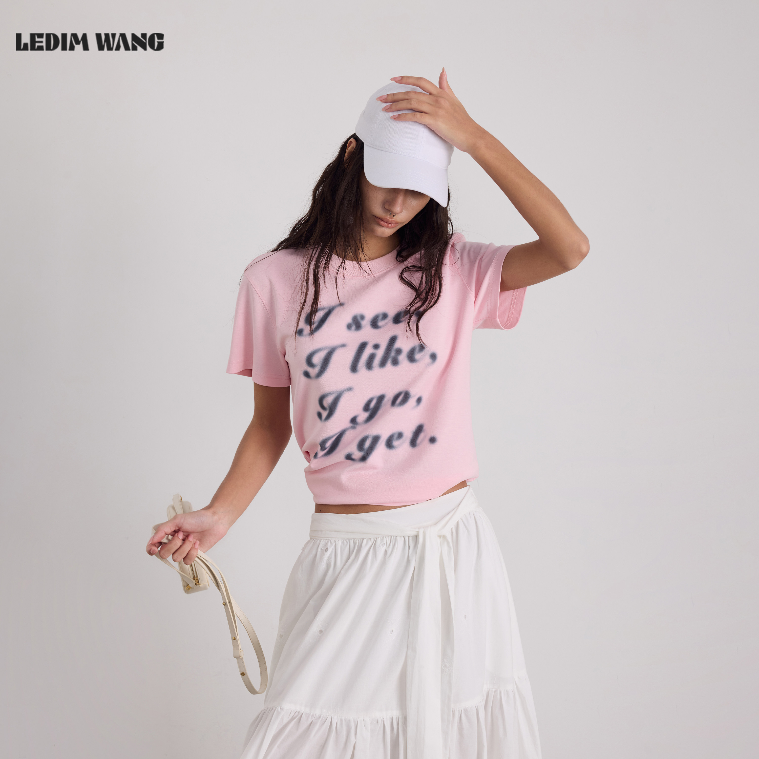 LEDIM WANG雾感字母百搭短袖T恤女浅粉色美式极简上衣26夏季新款